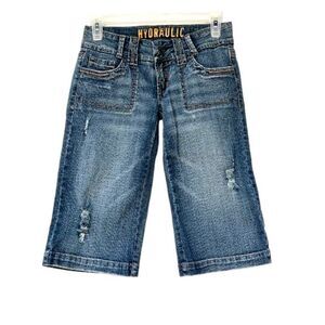 Hydraulic Distressed Bermuda Jean Shorts 3/4